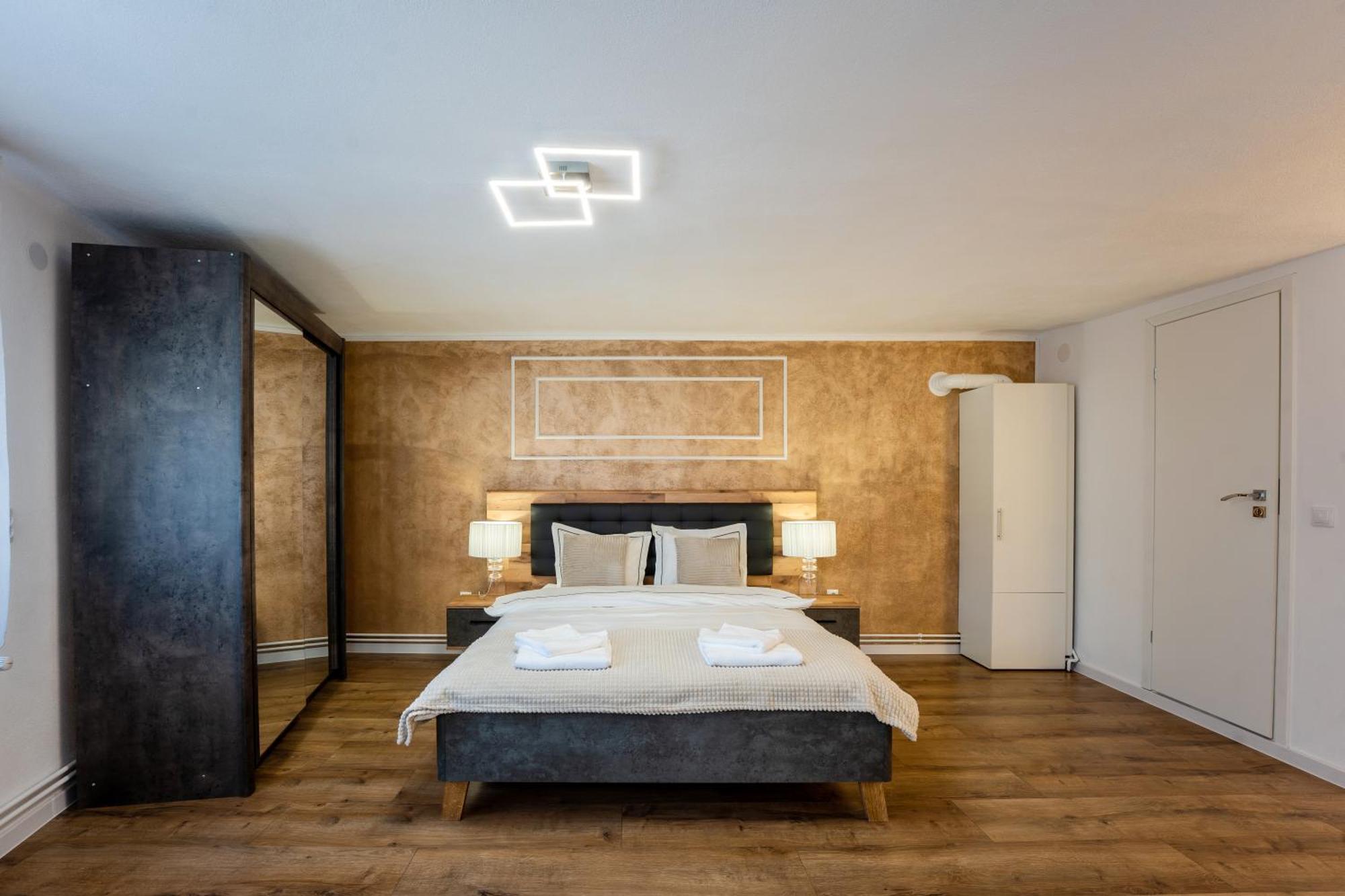 Central House By Amelie Sighişoara Buitenkant foto